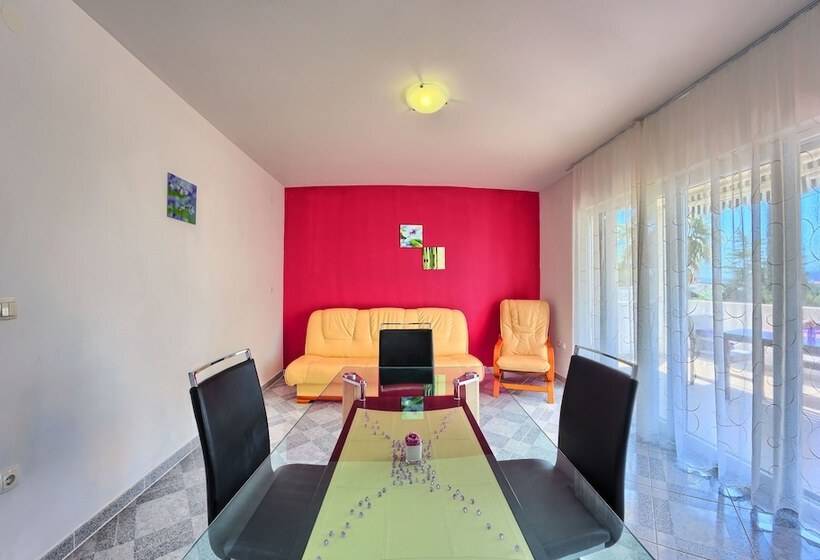 带1个卧室的舒适公寓, Apartments Cvita Holiday