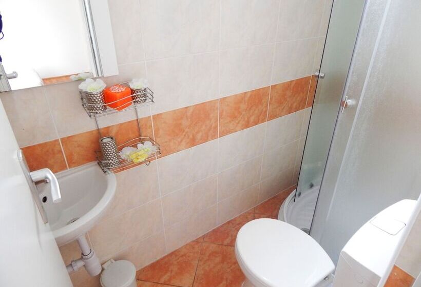 带4个卧室的公寓, Apartments Cvita Holiday