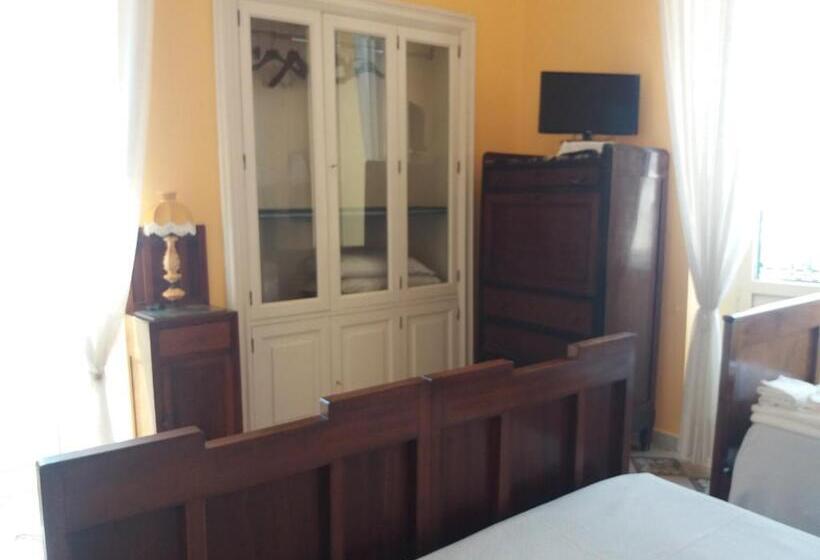 带海景的高档三人间, Antico Palazzo Spinola