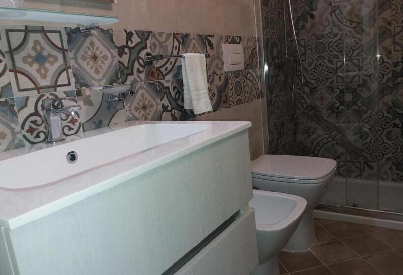 Classic room with balcony, Antico Palazzo Spinola