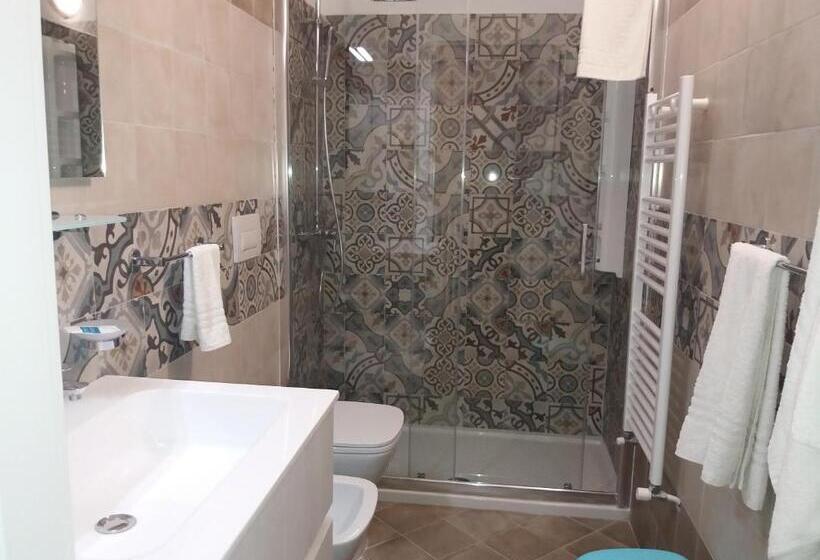 Classic room with balcony, Antico Palazzo Spinola