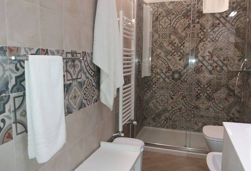 带阳台的豪华间, Antico Palazzo Spinola