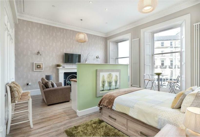 סוויטת ג'וניור, Haymarket Apartments