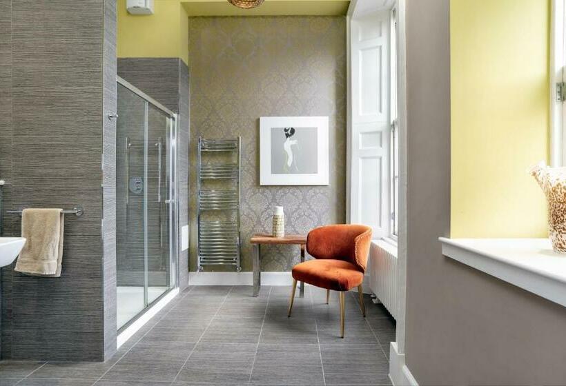 סוויטת ג'וניור, Haymarket Apartments