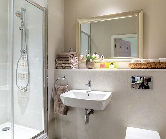 Номер Стандарт, Haymarket Apartments