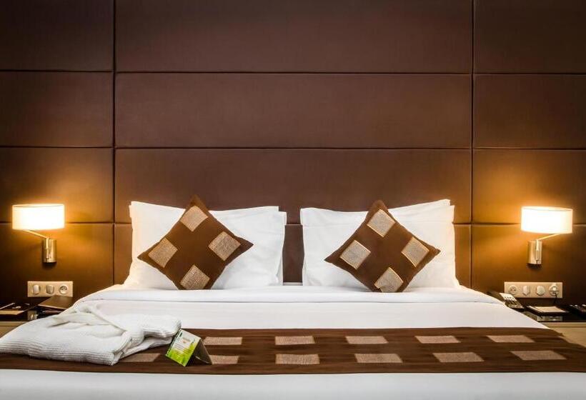 سوییت جونیور, Azalai Hôtel Abidjan