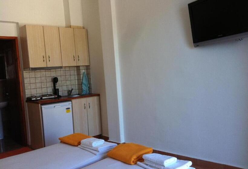 סטודיו סטנדרטי נוף לים, Lydiamare