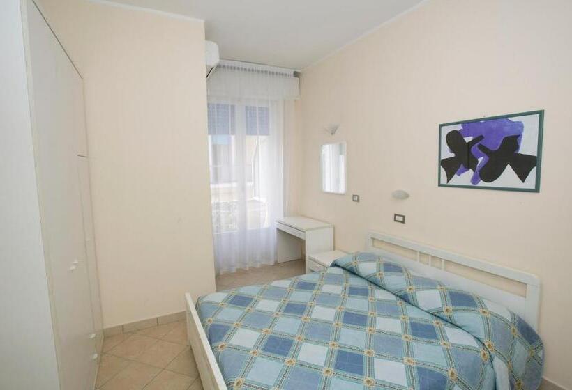 اتاق استاندارد چهار تخته, Maré   Valentini Family Village