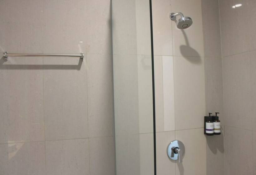 Номер Deluxe, Mercure Jayapura
