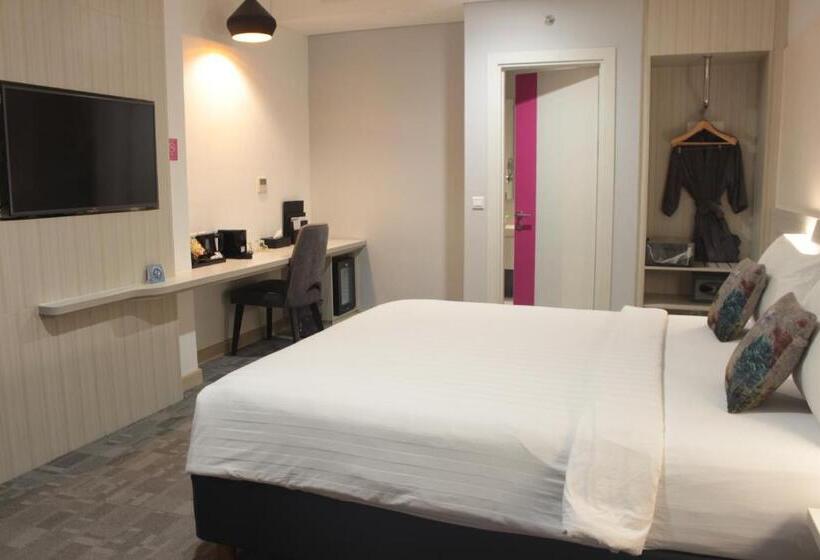 Номер Премиум, Mercure Jayapura