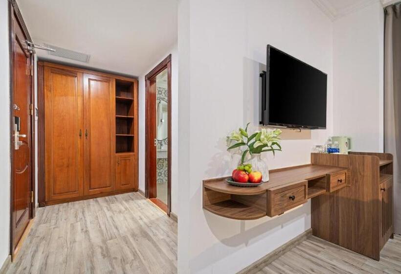 اتاق لوکس با چشمانداز دریا, Paracel Danang