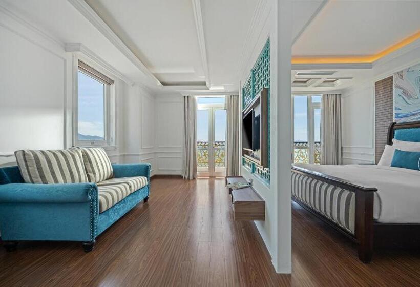 سوییت با چشمانداز دریا, Paracel Danang