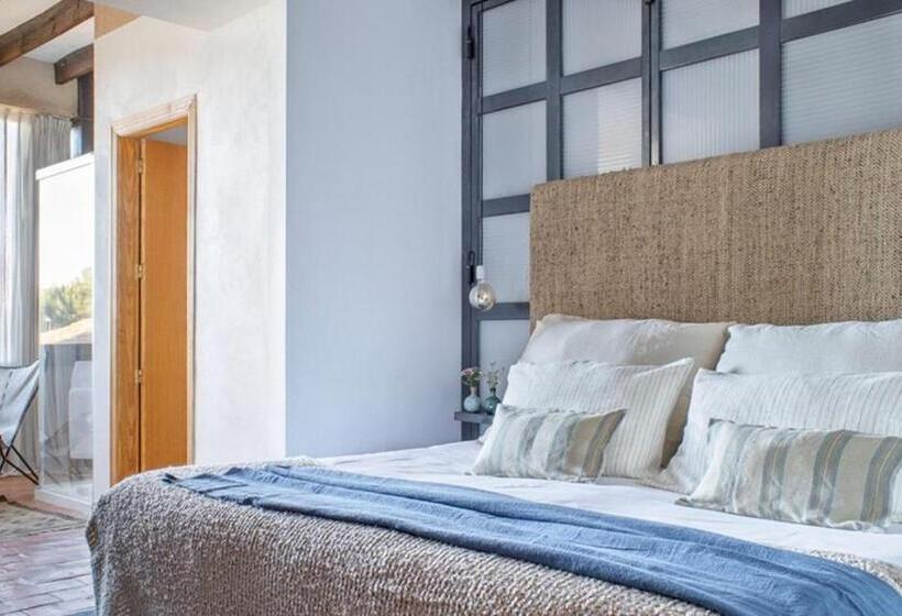 חדר סופריור, Masqi, The Energy House