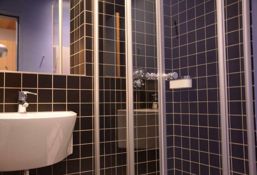 اتاق استاندارد یک نفره, Youth Hostel Beaufort