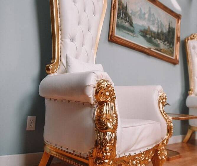 Люкс Повышенной Комфортности, Bellas Castle