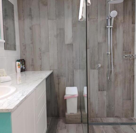 ガーデンビュースイート, Palm Beach Guest House