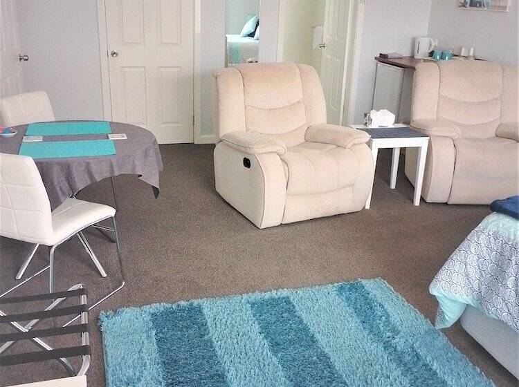 スーペリアールーム, Palm Beach Guest House