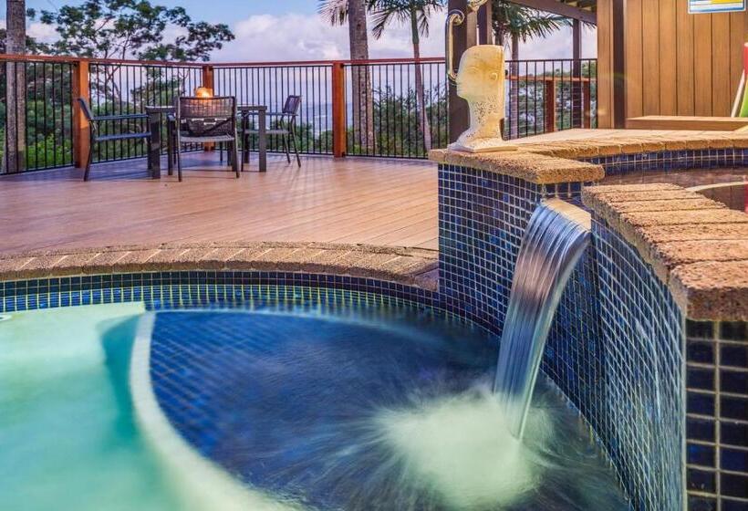 ４ベッドルームハウス, The Hillside Retreat