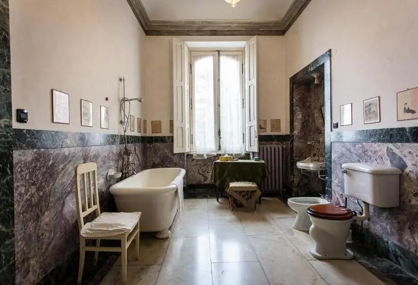 キングサイズベッドのスイートルーム, B&b Villa Cernigliaro Dimora Storica
