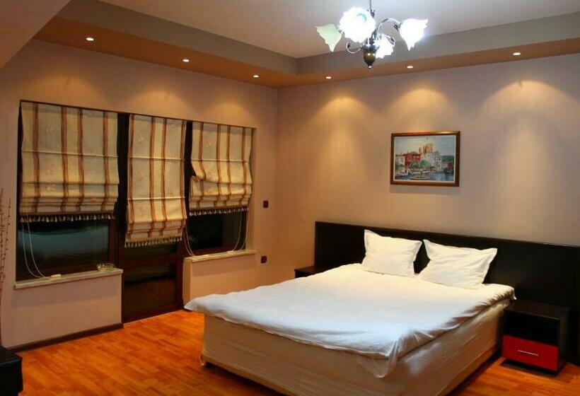 豪华房间, Berito