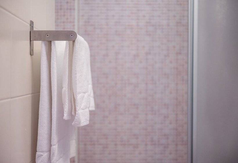 스탠다드 룸 측면 바다 전망, Concordia