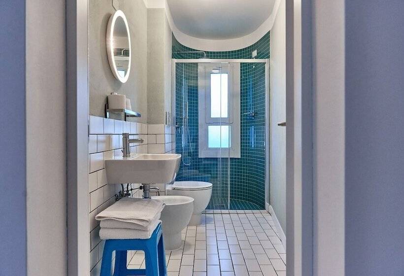 바다 전망 디럭스 3인룸, Concordia