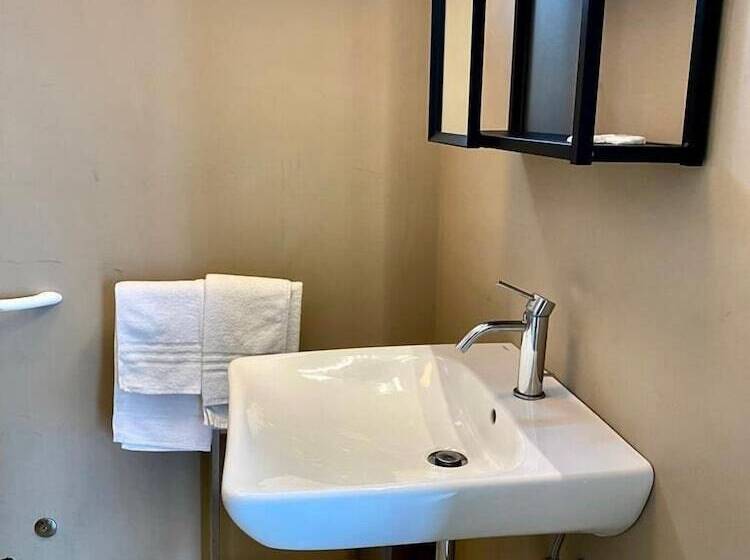 주니어 스위트 바다 전망, Concordia