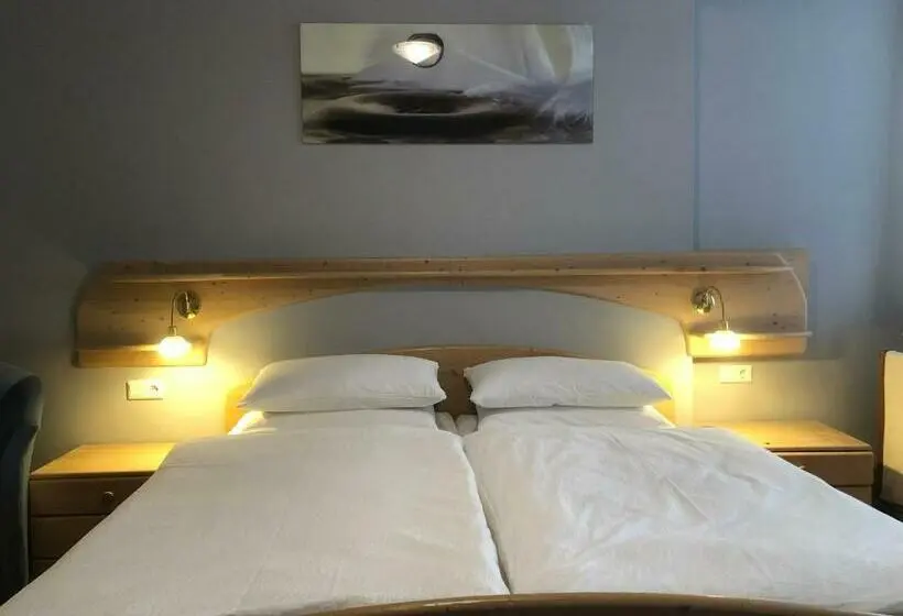 Deluxe-huone Parveke, Hellweger