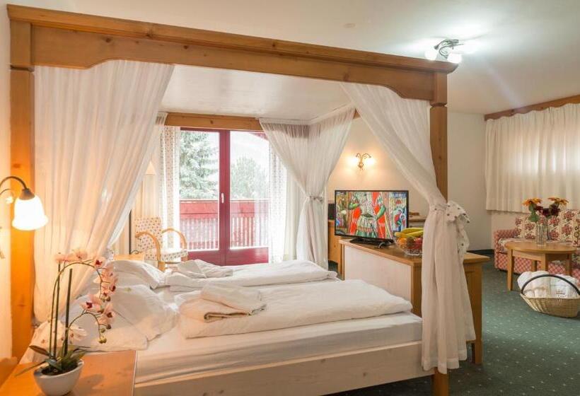 Полулюкс с Балконом, Hellweger