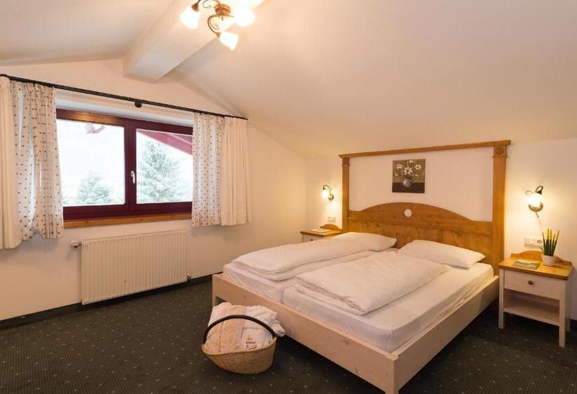 Люкс 2 Спальни, Hellweger