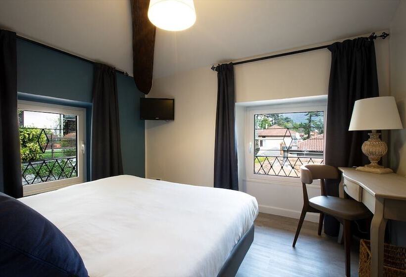 חדר סטנדרט לארבעה, Orso Bruno