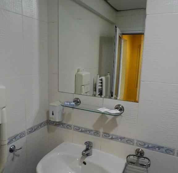 スタンダードルーム, Paralax