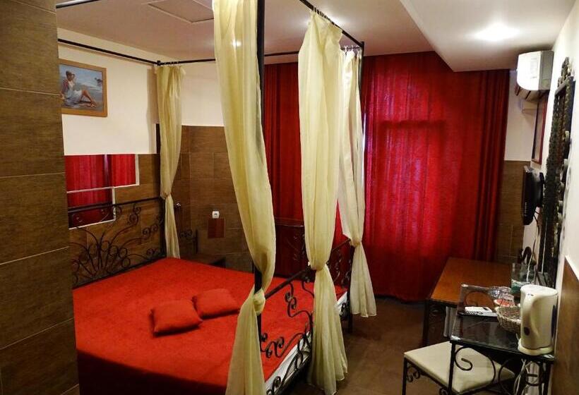 バスタブ付きスタンダードルーム, Paralax