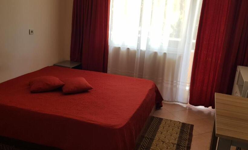 テラス付きスタンダードワンルーム, Paralax