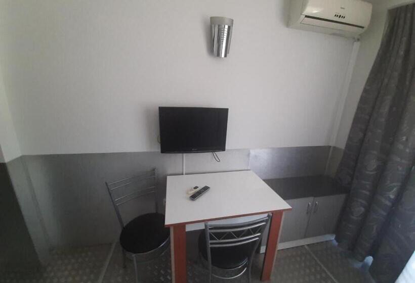 テラス付きスタンダードワンルーム, Paralax