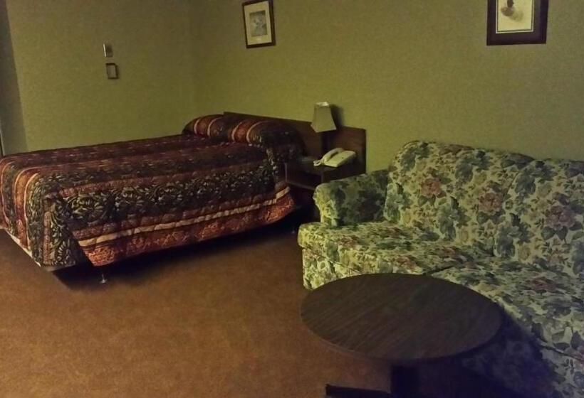 חדר משפחתי, The Ritz Cafe And Motor Inn