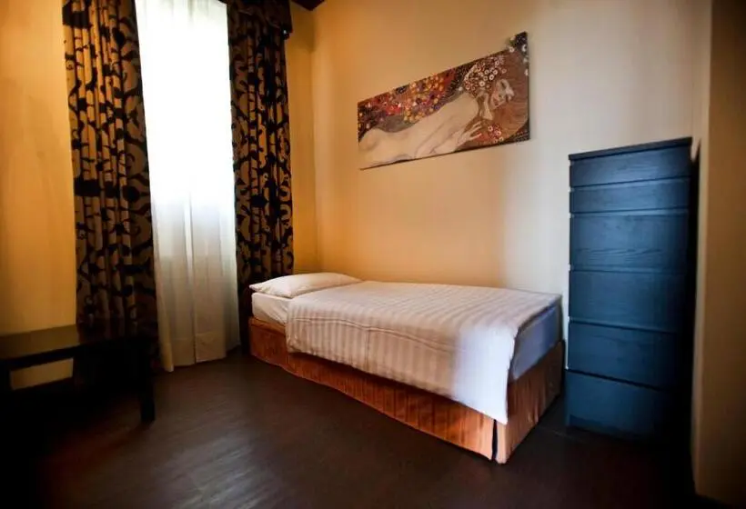 ファミリールーム, Villa Smeralda