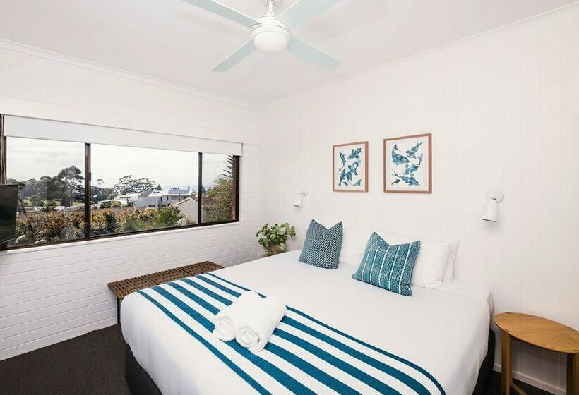 דירת שני חדרים עם מרפת, Mollymook Seascape Motel And Apartments