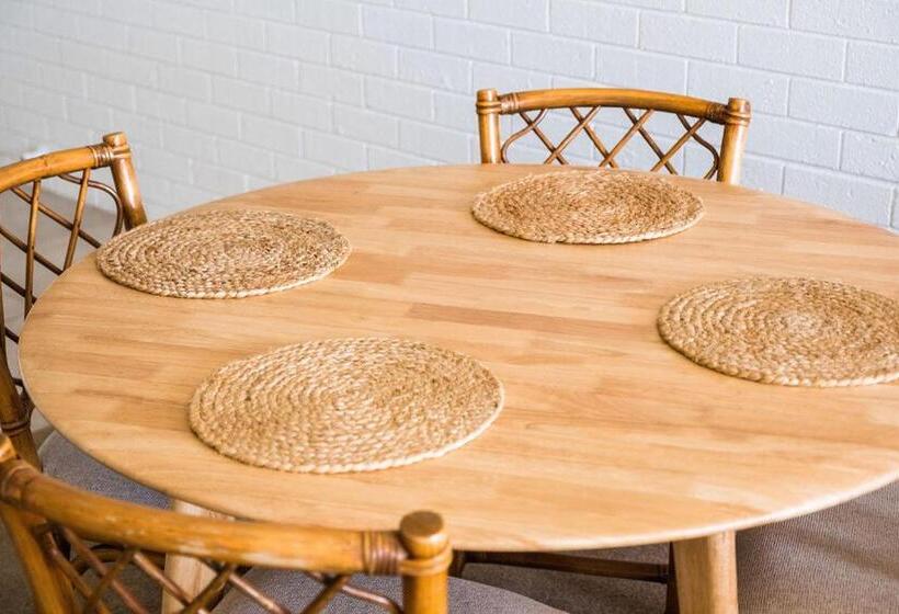 דירת 2 חדרי שינה עם נוף לבריכה, Mollymook Seascape Motel And Apartments