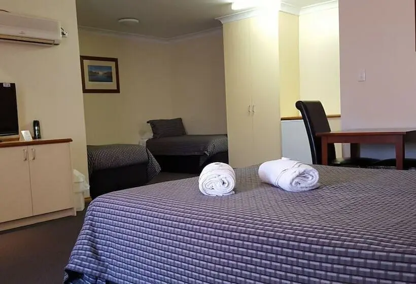 اتاق خانوادگی, Gateway Motor Inn Self Check In
