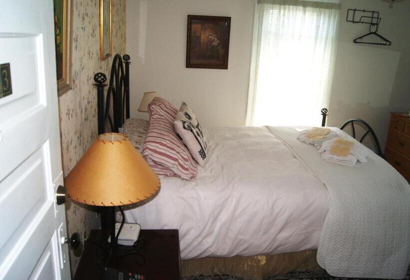 חדר דלוקס, Ye Olde Walkerville Bed & Breakfast