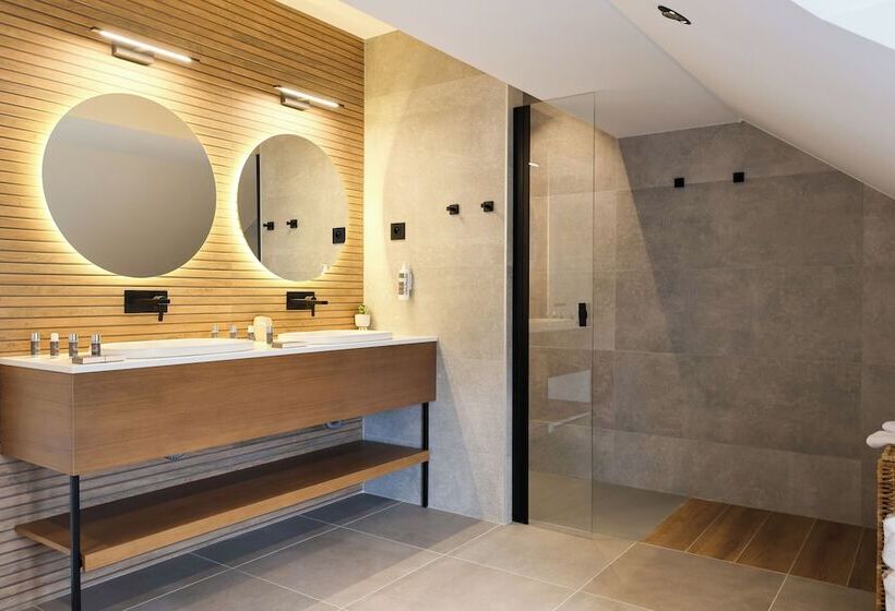 Люкс Повышенной Комфортности, Les Rêveries Du Clos Hôtel Particulier De Charme Et Jacuzzi