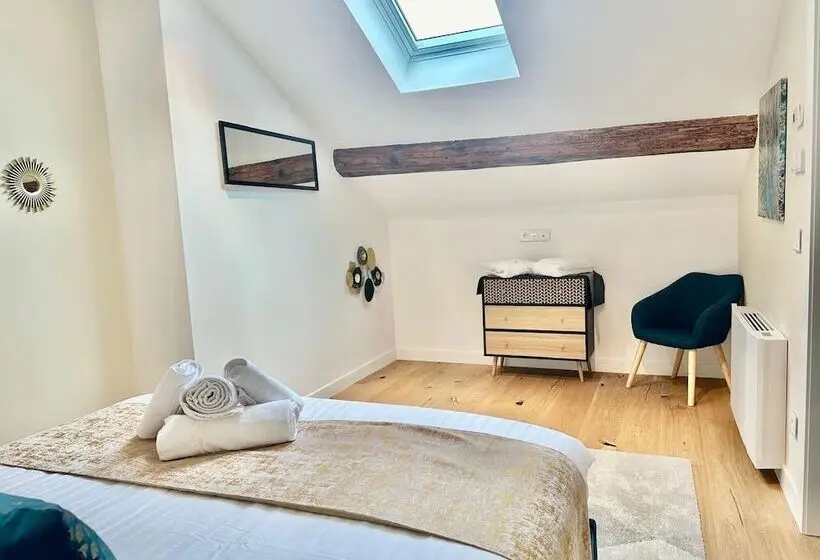 スイート（家族用）, Les Rêveries Du Clos Hôtel Particulier De Charme Et Jacuzzi