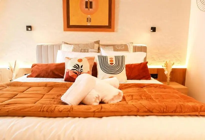 スイート, Les Rêveries Du Clos Hôtel Particulier De Charme Et Jacuzzi
