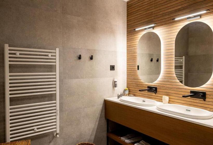 デラックススイート, Les Rêveries Du Clos Hôtel Particulier De Charme Et Jacuzzi