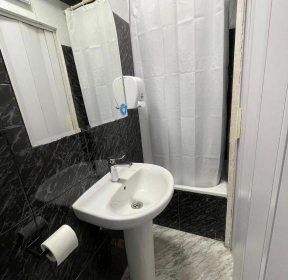 اتاق استاندارد با بالکن, Arganda