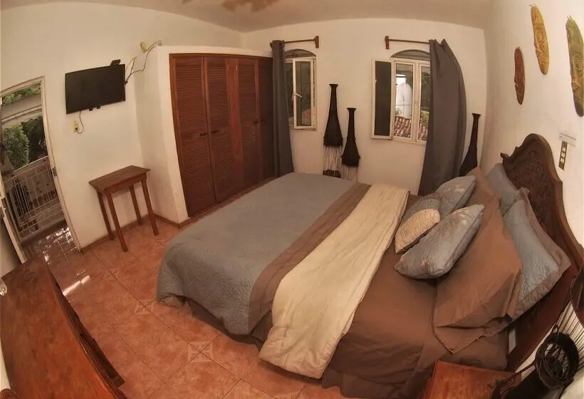 バス共有のスタンダードルーム, Hostal Casa Blanca