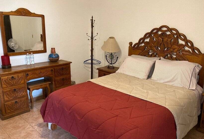 バス共有のスタンダードルーム, Hostal Casa Blanca