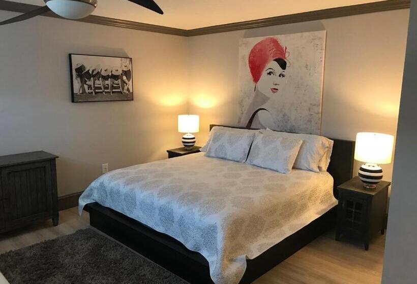 스탠다드 룸 킹사이즈 침대, Elaine S Cape May Boutique