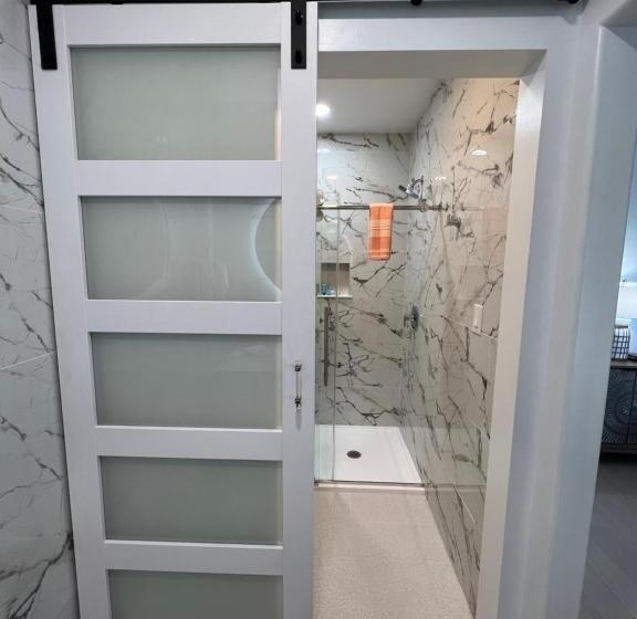 스탠다드 발코니 룸, Elaine S Cape May Boutique